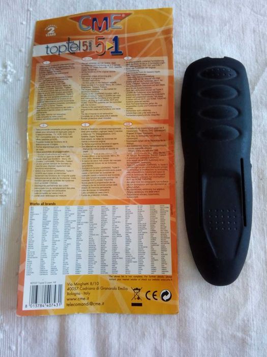 Toptel 5-in-1 Universal TV Remote Control, Like New!64738294254211122