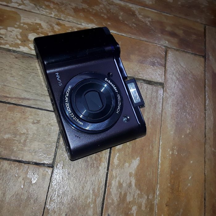Samsung NV15 цифрофий фотоапарат (дефект)