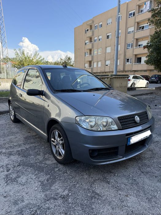 Fiat Punto – 227.450 km – Bom estado