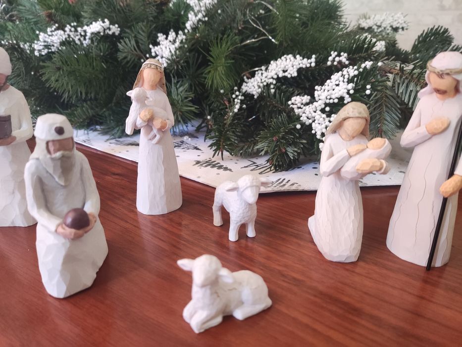 Presépio moderno em tons branco