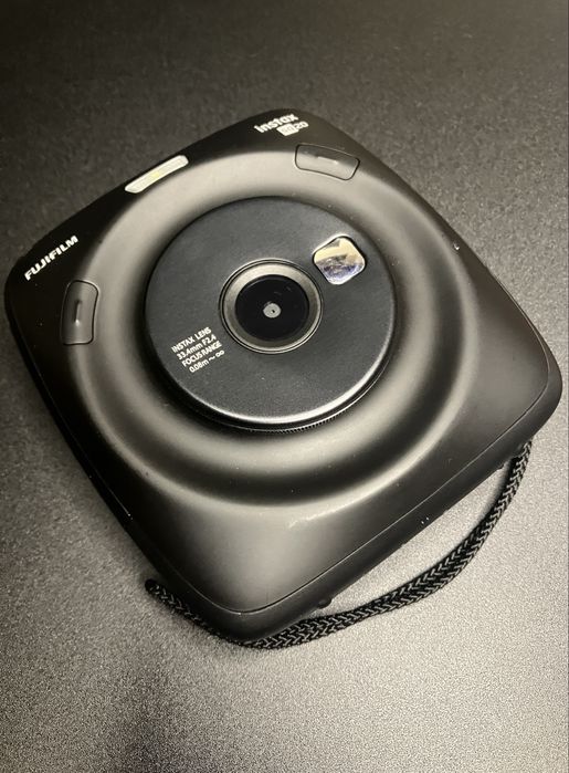 Камера Fujifim Instax  SQ20
