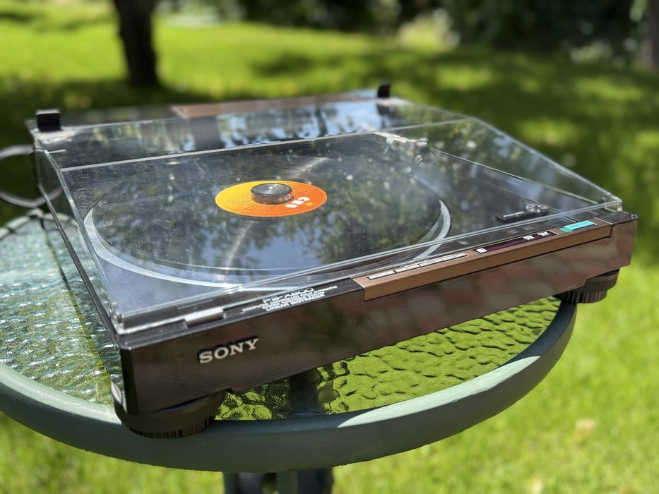 Продам Топовый Тангенциальный Виниловый проигрыватель SONY-X 800