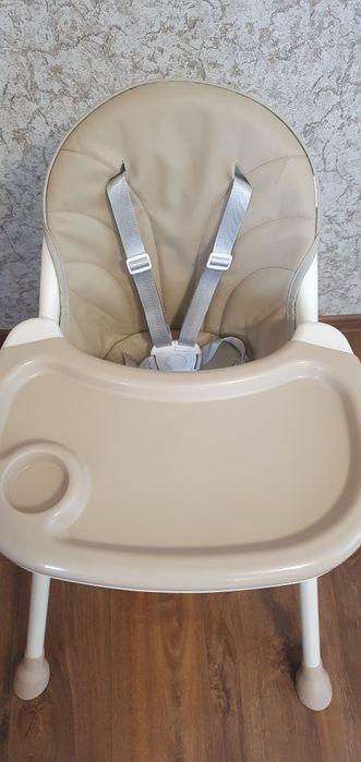 Столик для годування