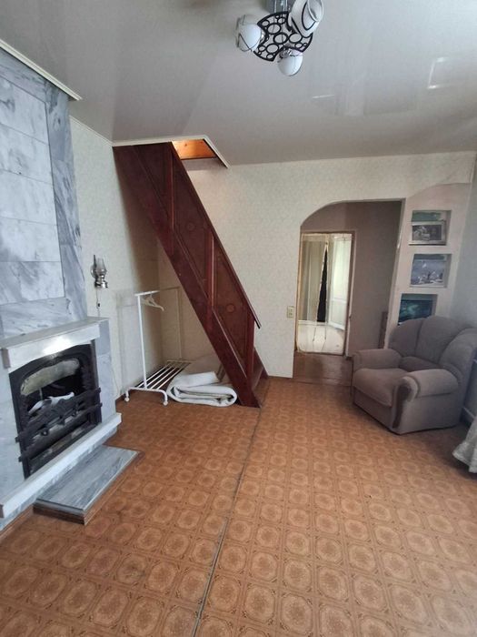 (13) Продам компактний будинок з мансардою в Сухому Лимані