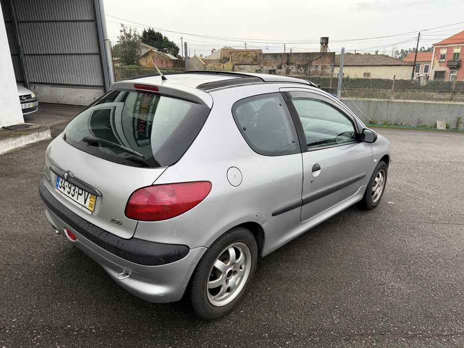 Peugeot 206 1.1i XT