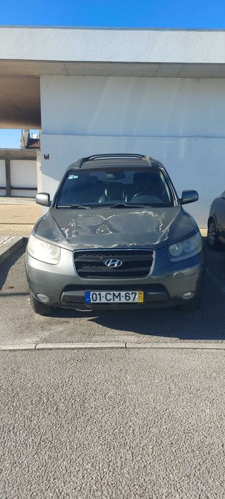 Hyundai Santa Fé 2.2 CRDi 2006, 7 lugares, motor avariado