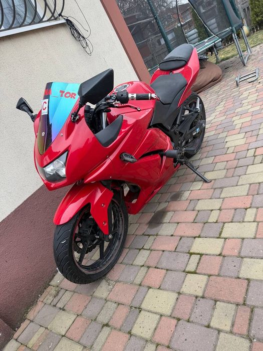 Kawasaki 250 кубиков 2013 год