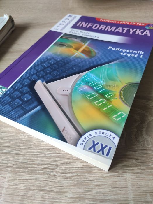 Informatyka podręcznik do liceum ogólnokształcące  Broda Smołucha