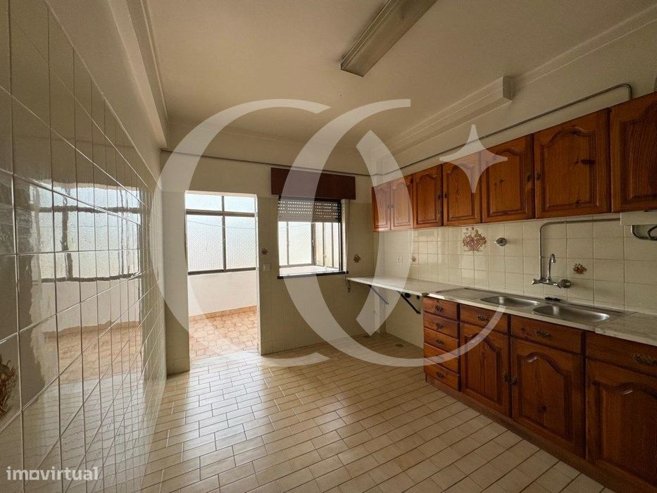 Apartamento T3, para arrendar, em Abrantes