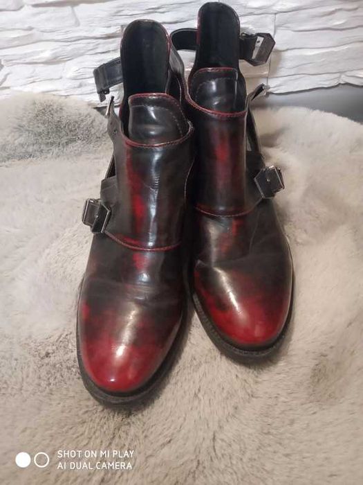Buty botki r. 40 bordowe cieniowane czerwone zapinane z klamerkami
