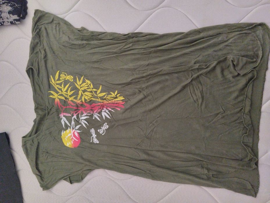 T-shirts diversas 7€ cada peça