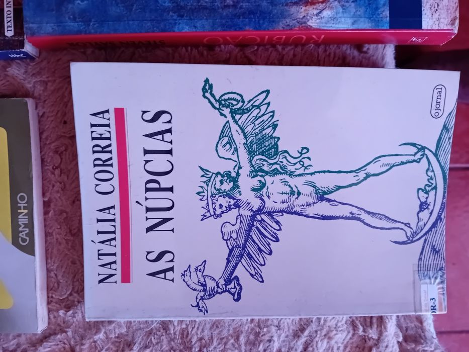 Conjunto de 6 Livros Diversos