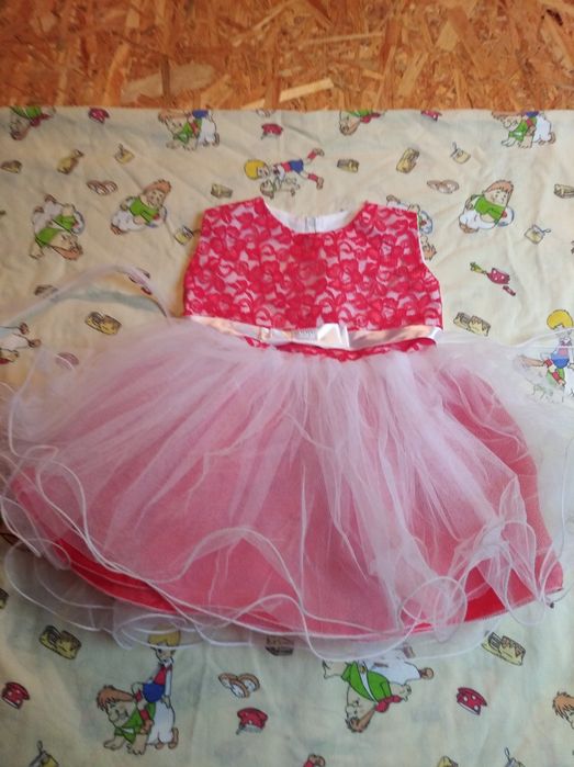 Продам нарядное платье