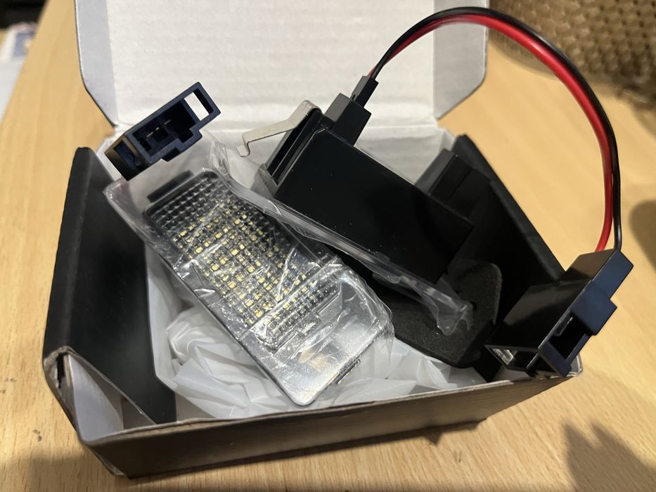 Подсветка номера Audi A4 B8 A5 S4 Q5 TT VW PASSAT вантажів