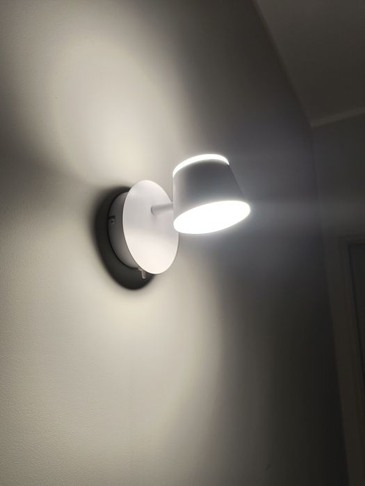 Lampki ścienne Nikea