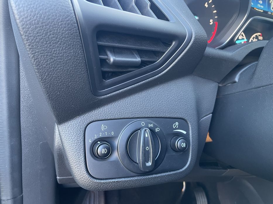 Продам Ford Kuga 2017 года дизель без подкрасов с родным пробегом