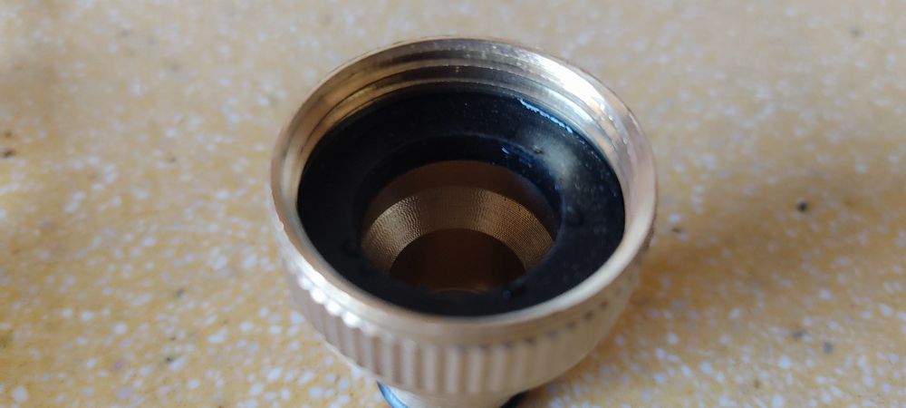 Adaptador conector  torneira cozinhazinha