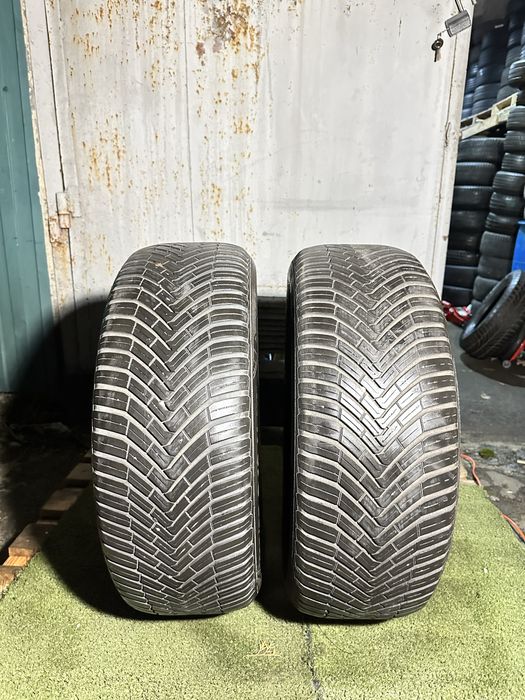 235 55 18 Continental