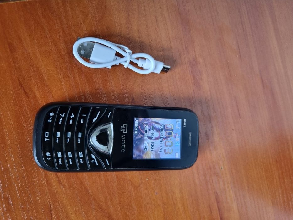 Telefon komórkowy Q-SMART MB172 czarny