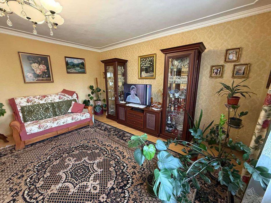 Продаж частини будинку з власним входом, вул. Східна