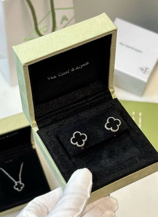 Сережки Van Cleef