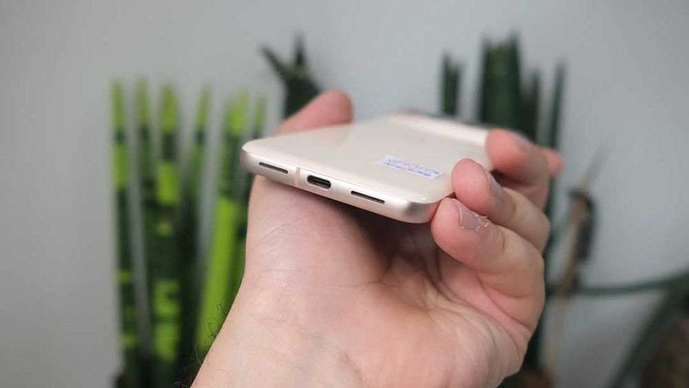 Google Pixel 8 8/256 GB (Rose) Neverlock