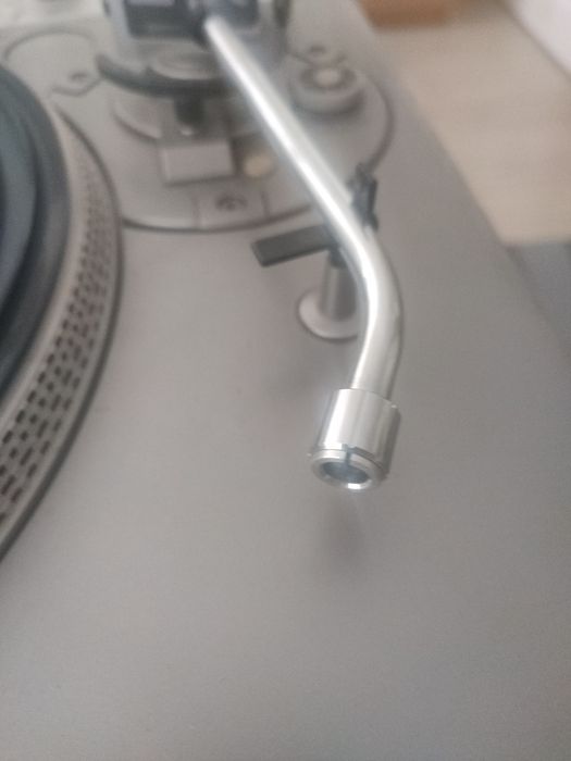 Gramofon Hitachi HT-354-Direct Drive