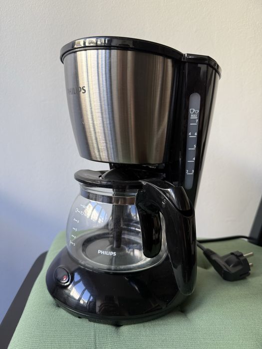 Máquina de Café Filtro PHILIPS HD7435/20 (7 Chávenas)