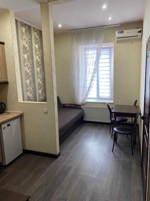 Сдам посуточно 2-комнатную квартиру в Центре, рядом сквер Стрелка