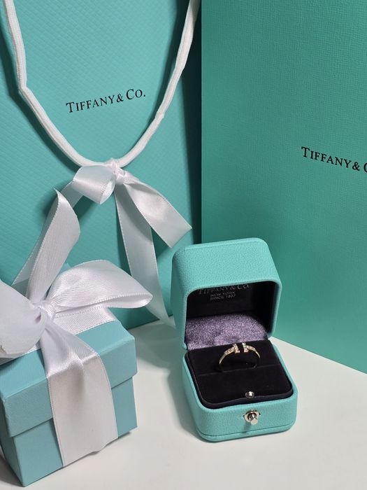 Tiffany Каблучка з діамантами лимонний колір. Кольцо с брилиантами