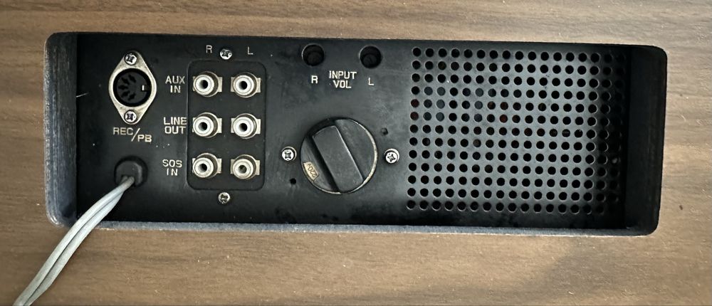 JVC (NIVCO) Model TD-694U 3-SPEED Solide State Stereo Tape Deck
