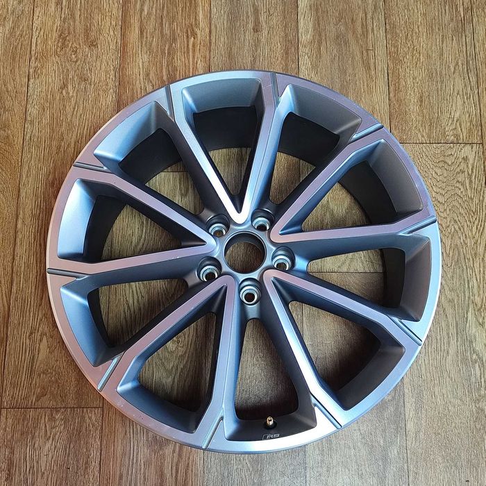 R20 8j/9j оригінал AUDI Q4 (FZ) Q5 диск RS 89A