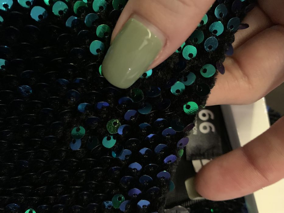 Платье в пайетках