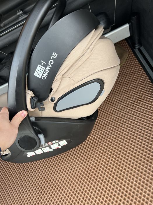 Продам дитяце автокрісло El Camino i-FIX ME 1110 Natural Beige Бежевое