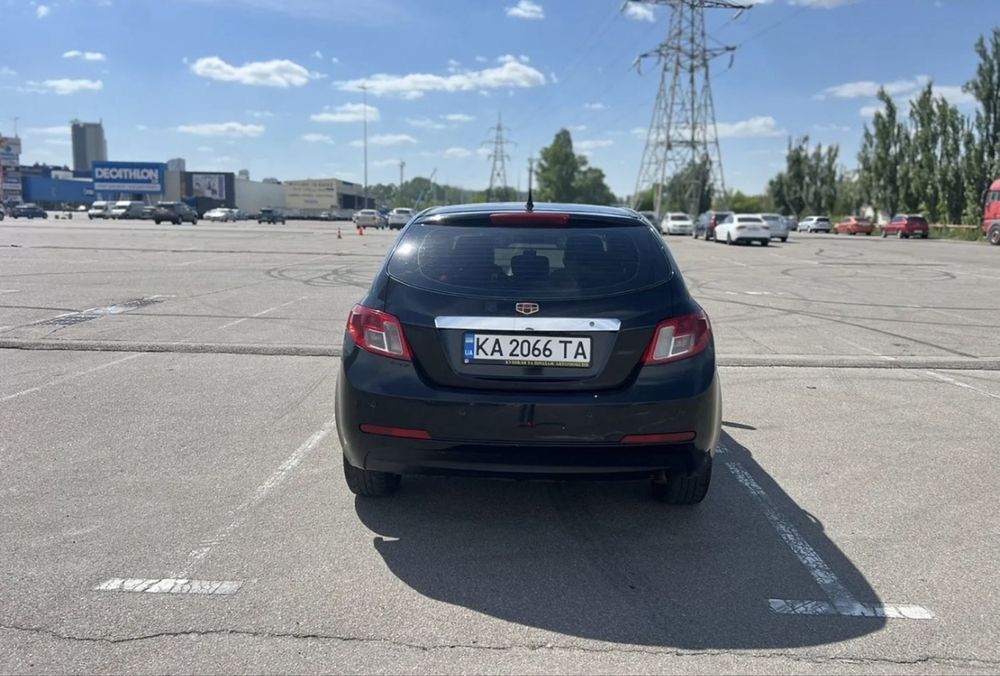 Geely Emgrand EC7-RV 2013