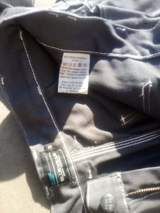 Mocne spodnie robocze nowe