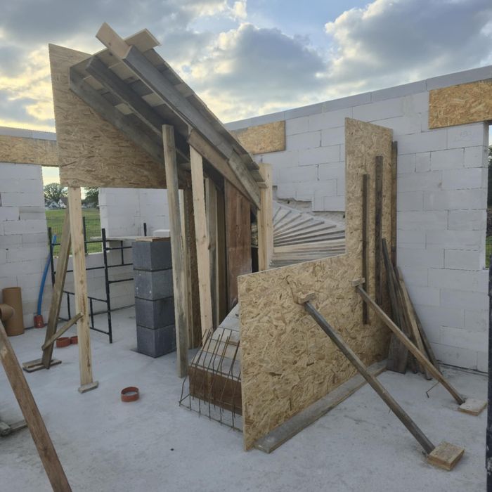 Budowa domów, stany surowe