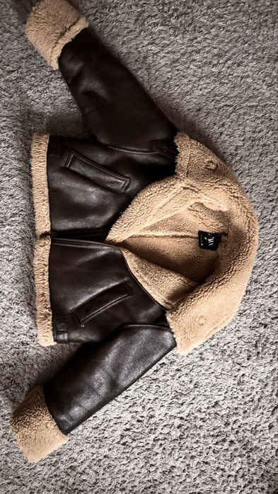 Дубленка ZARA. Нова