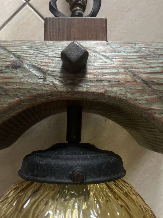 Rustykalna lampa wiszaca