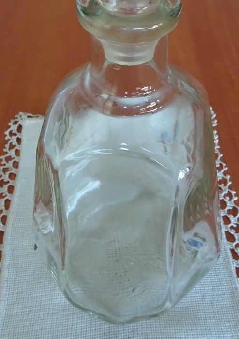 Garrafa Vidro Macdonald Greenlees (Escócia) - Marca Estampada na Base