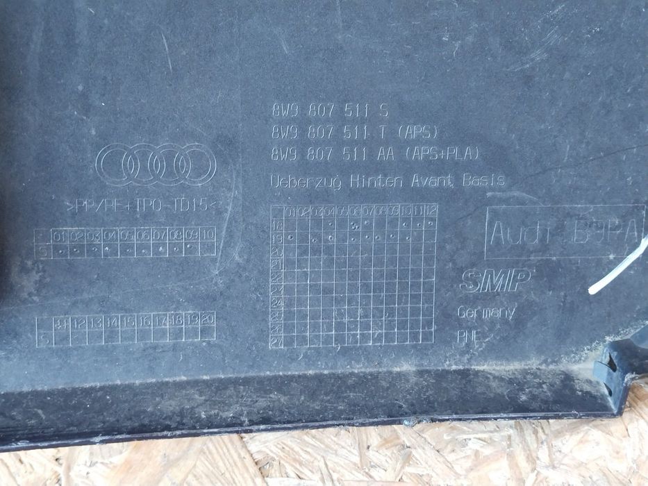 Audi A4 B9 19-23 рестайлинг универсал бампер задний 8W9807511S