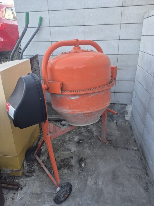 Betoniarka Altard 180 L