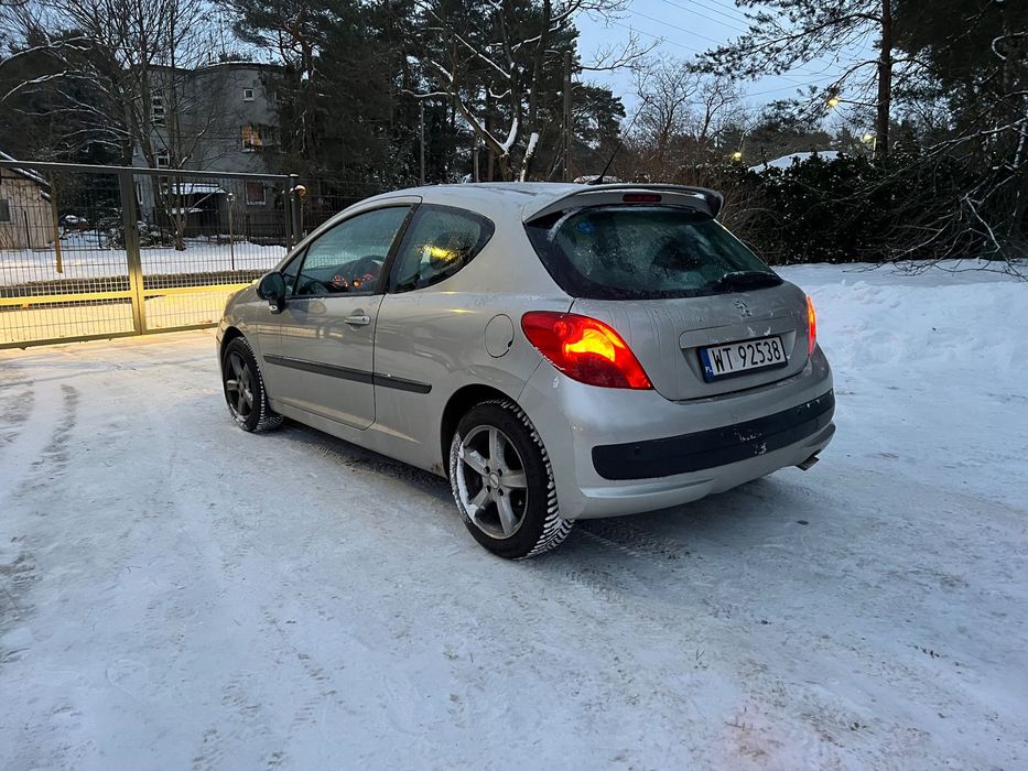 Peugeot 207 Peugeot 207 | 2006 | 1.6 | 166tys km