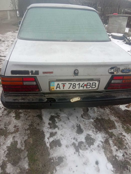 Продам машину срочно