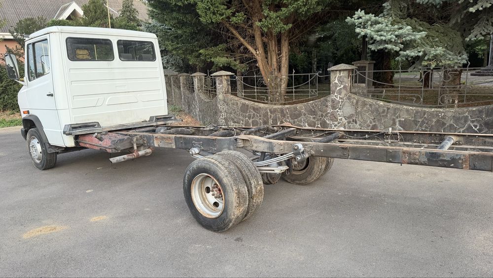 Mercedes 609 мерседес шасі