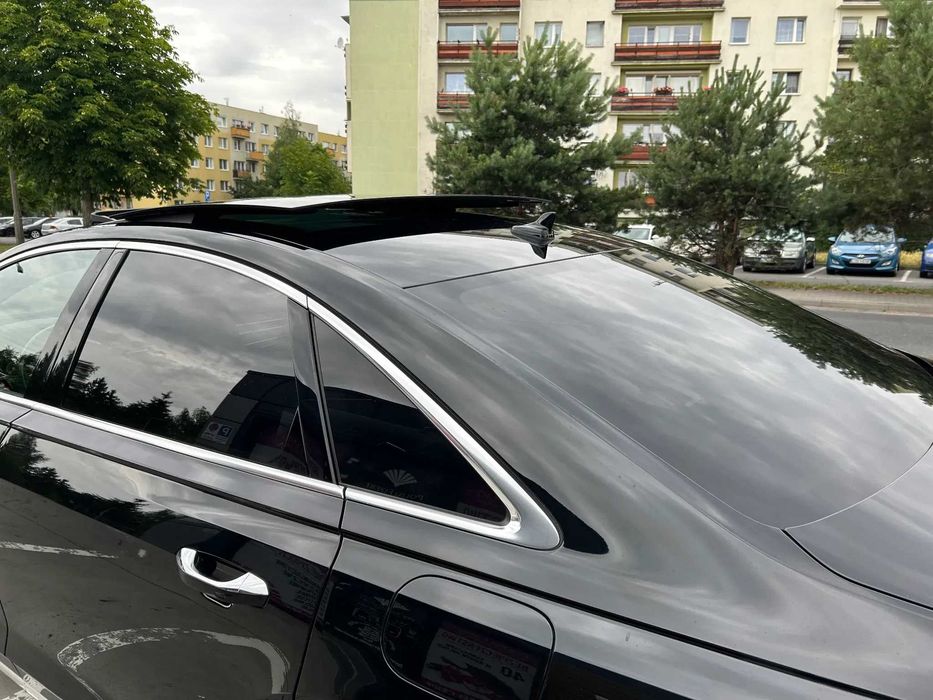 Audi A8 60 TFSI e Quattro Tiptronic