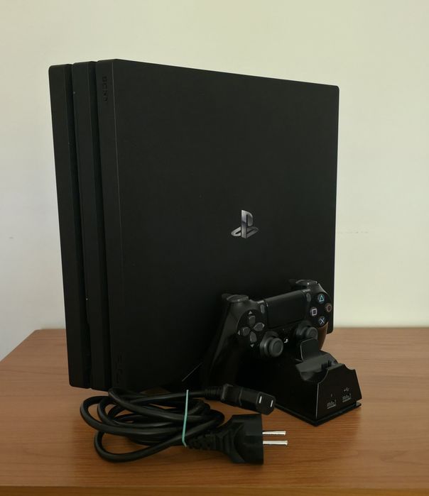 Playstation 4 Pro / PS4 Pro