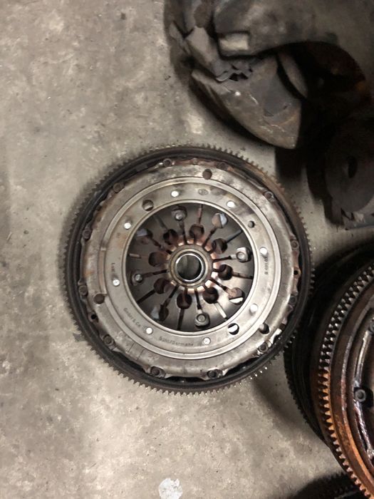 сцепление демфер т4 т5 т5 лт VW T4 T5 LT 1.9 2.0 2.4 2.5