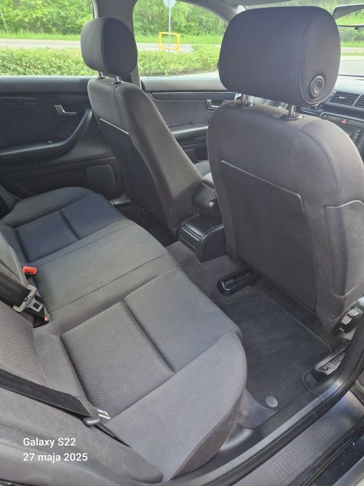 Sprzedam Audi A4 B6/przebieg tylko 132000/jeden właściciel/2.4 benzyna