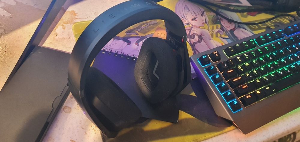 Навушники Alienware aw 988